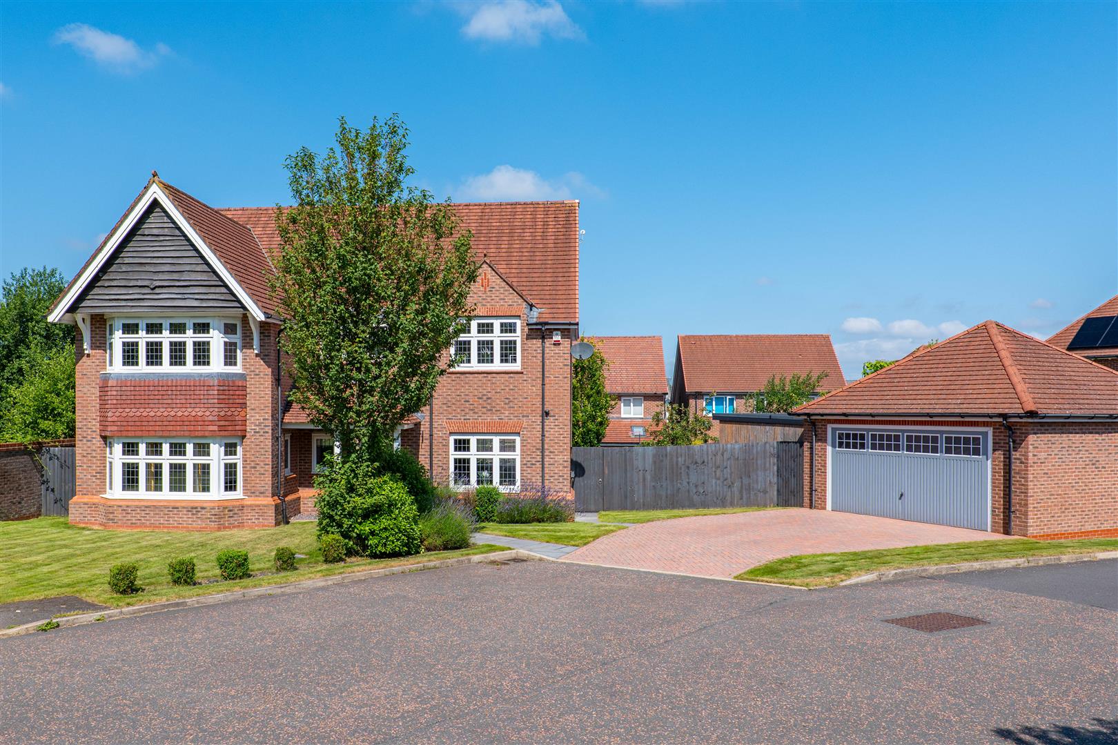 4 bed property in Kirkby Close, Chorley